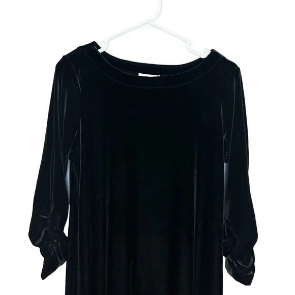 Susan Graver Black Velour Long Dress – Formal Evening Gown with Cinched Sleeves - Picture 3 of 10